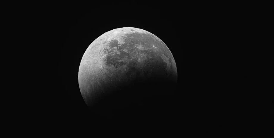 Неприятности у NASA ставят под угрозу первый в 21 веке полет астронавтов на Луну
