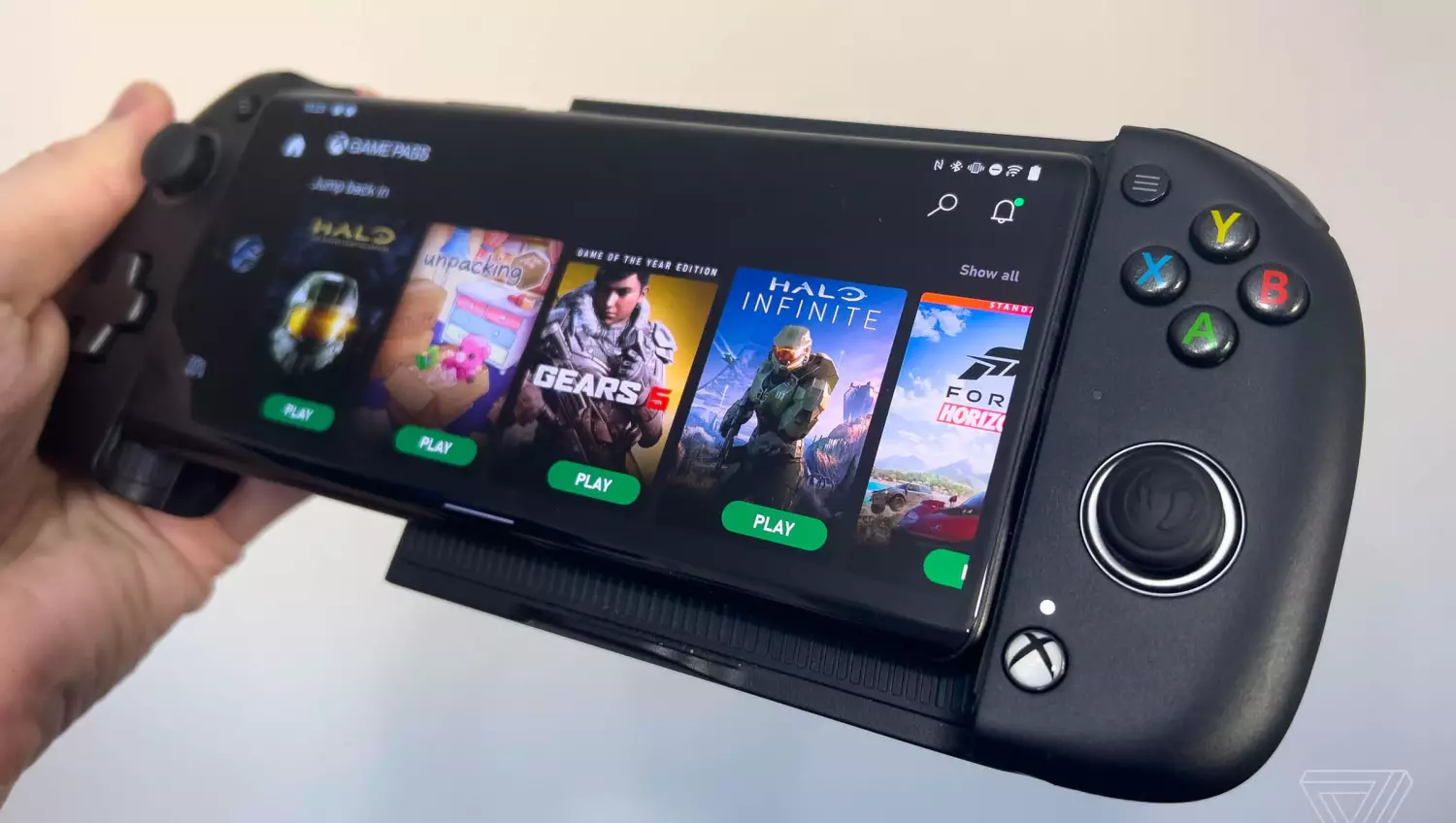 Microsoft принял решение выпустить собственную портативную консоль Xbox